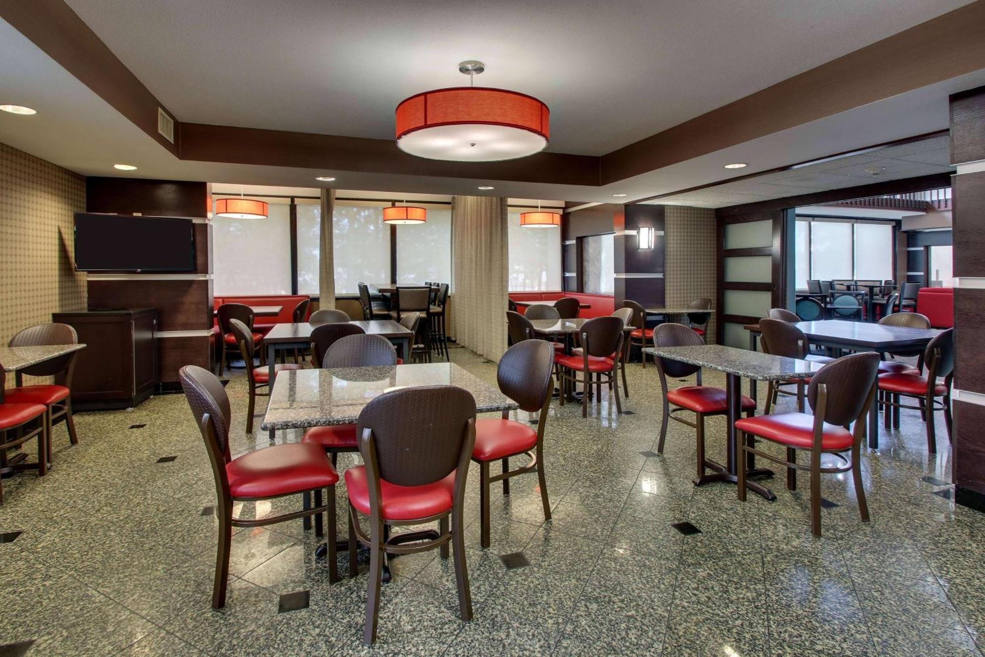Heritage Inn Suites Houston Sugar Land, Trademark By Wyndham Dış mekan fotoğraf